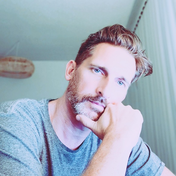 Meet your Posher, Adam - Picture 2 of 4